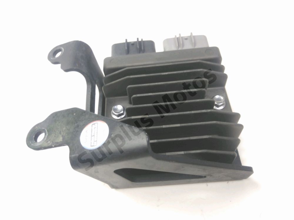 REGULATEUR DE TENSION