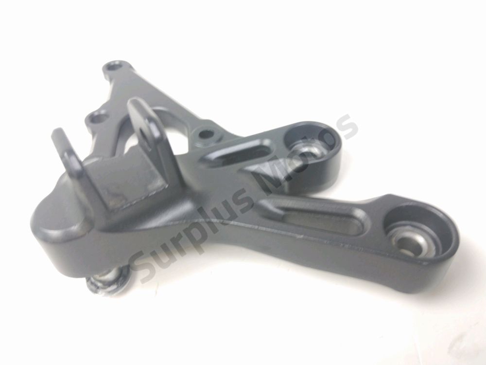 Platine avant droite