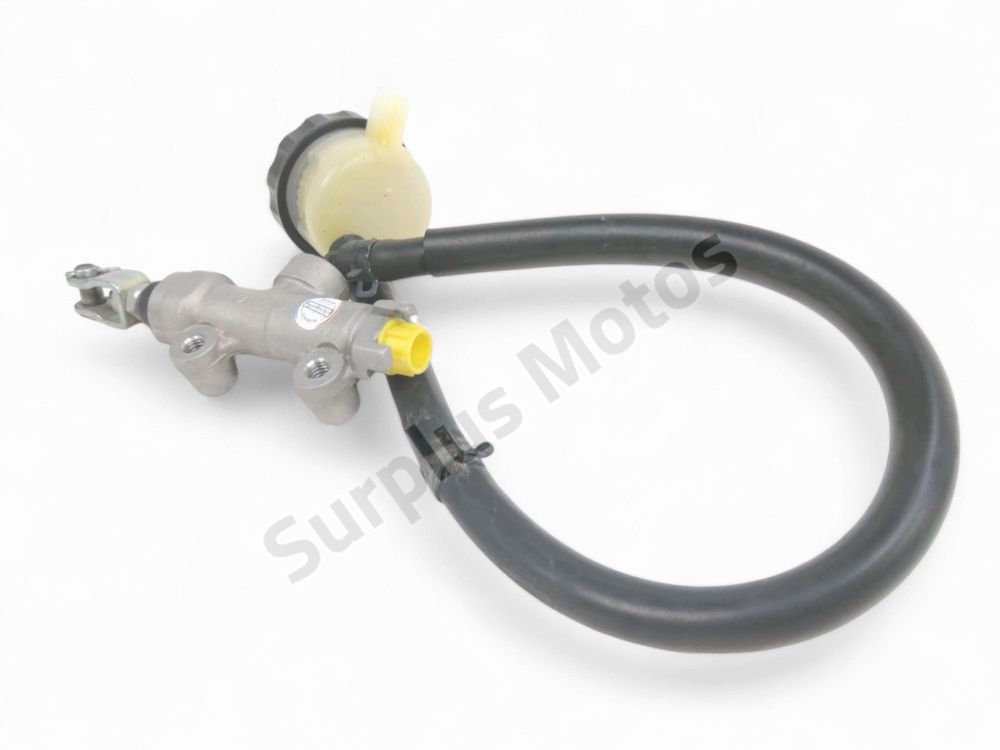 MAITRE CYLINDRE FREIN AR COMPLET