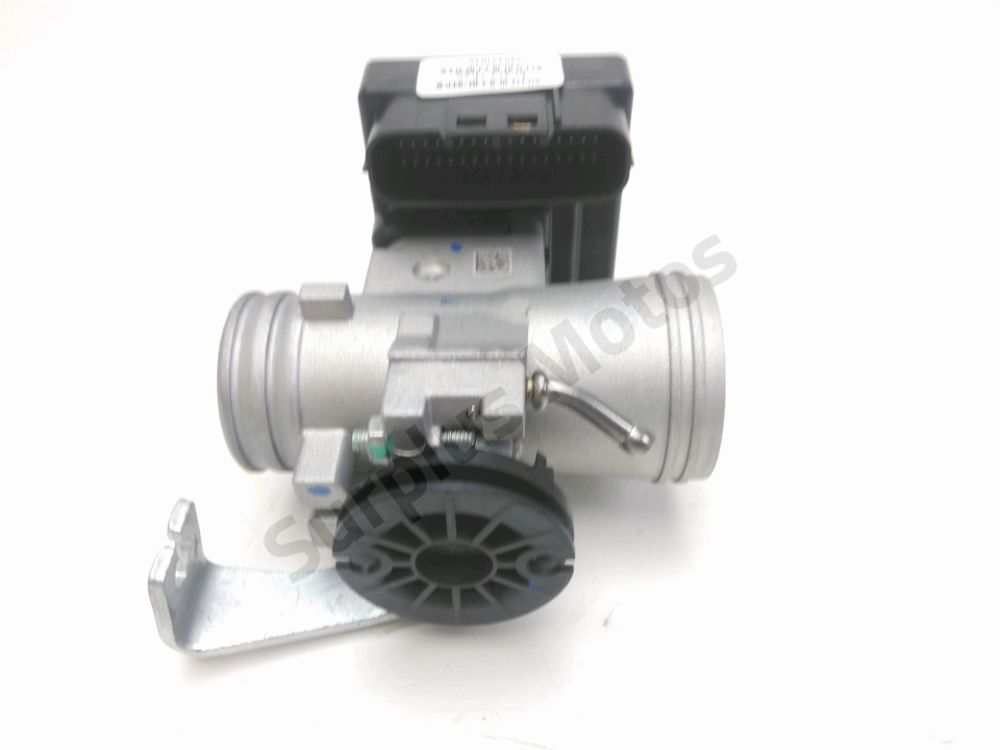 Corps d'injection droit