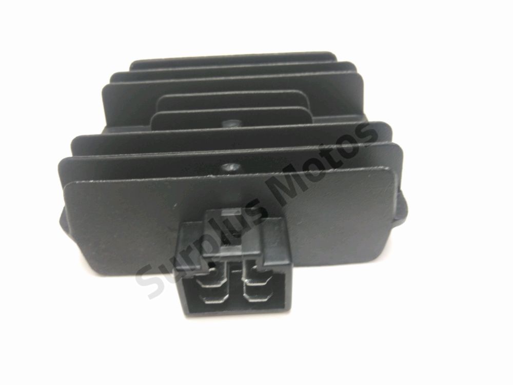 REGULATEUR DE TENSION