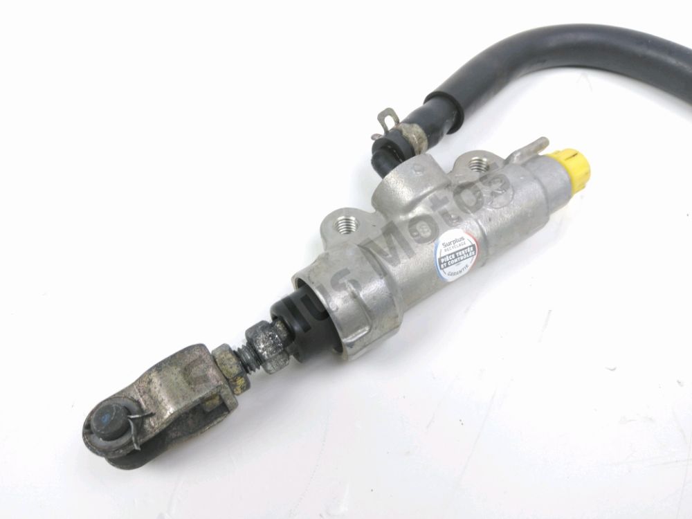 MAITRE CYLINDRE FREIN AR COMPLET