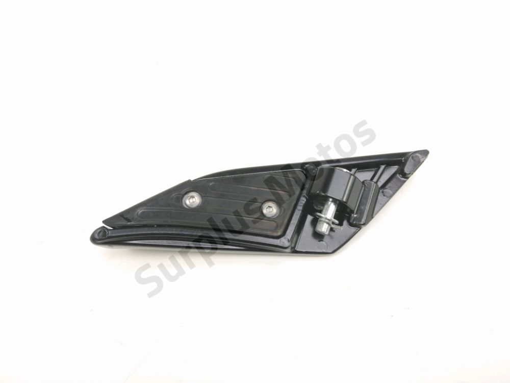 Repose pieds arriere gauche