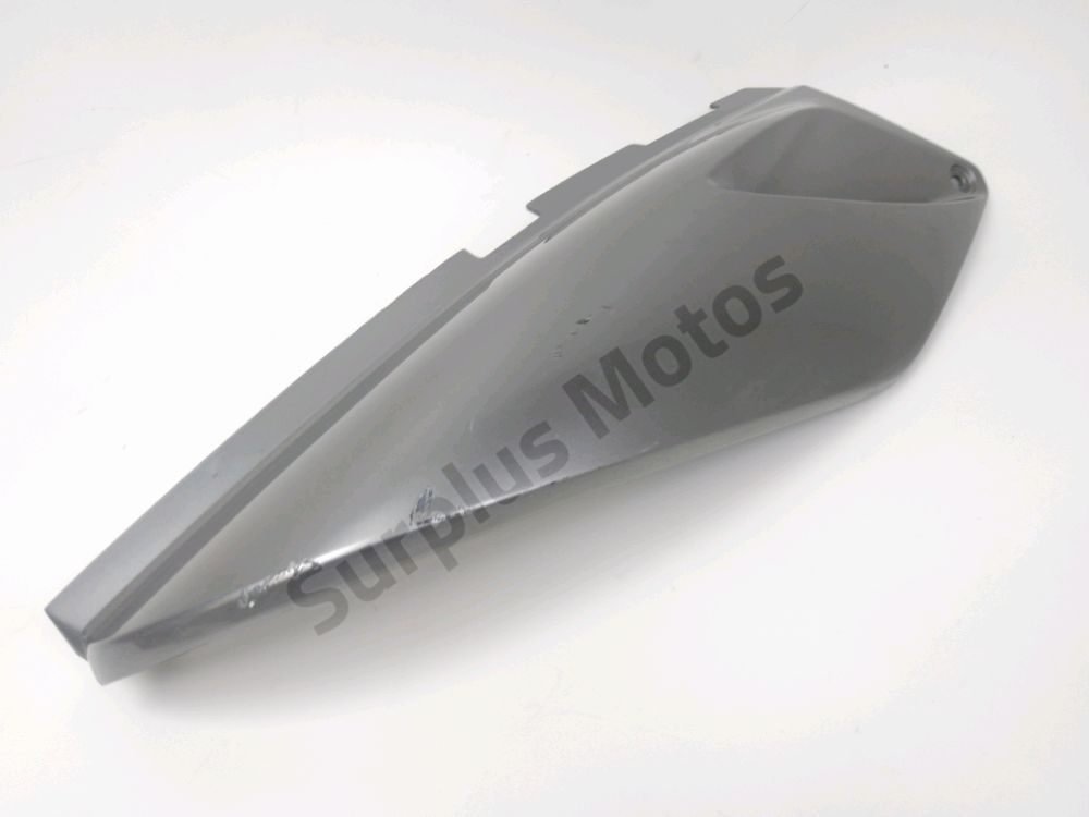 CARENAGE ARRIERE DROIT