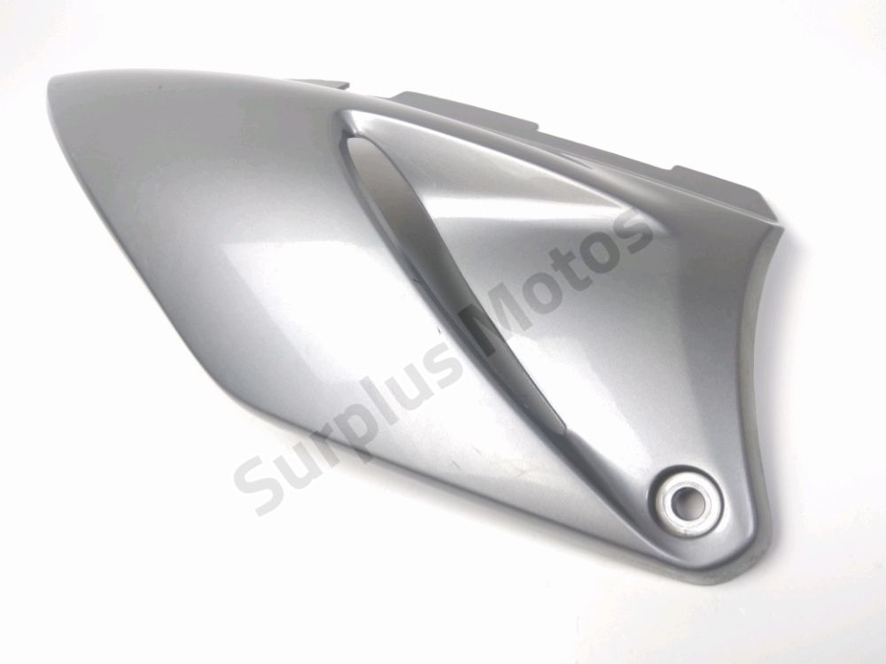 CARENAGE ARRIERE DROIT