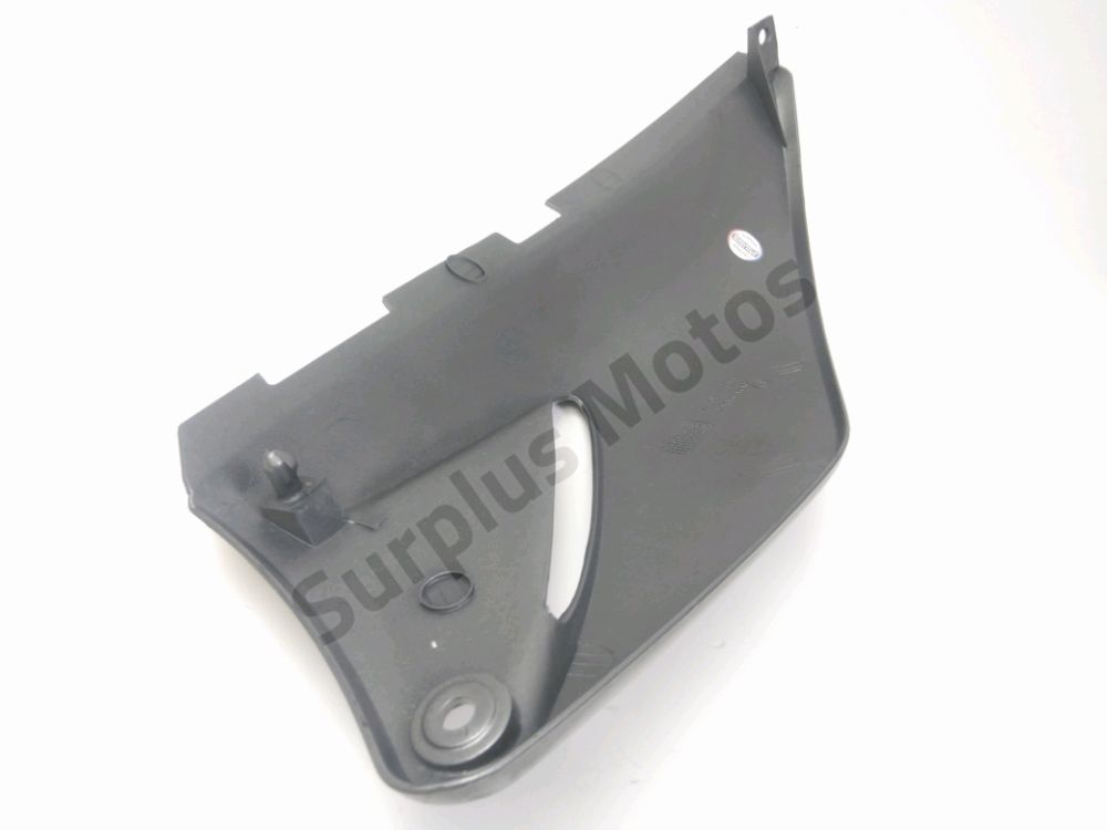 CARENAGE ARRIERE DROIT