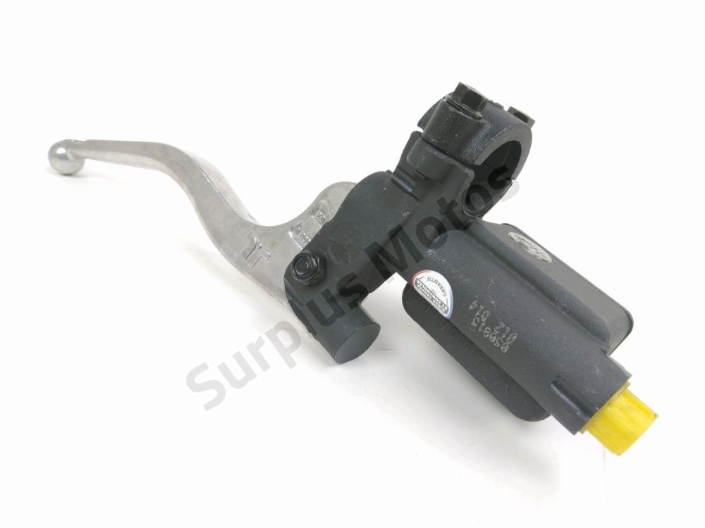 MAITRE CYLINDRE FREIN AR COMPLET