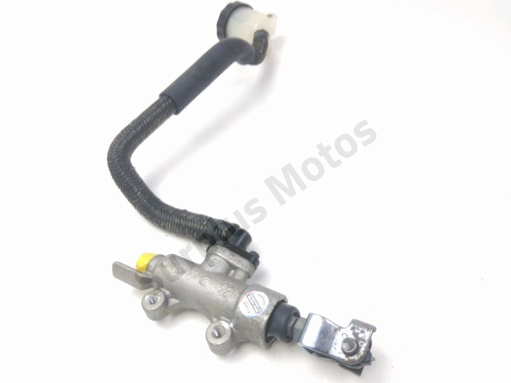 MAITRE CYLINDRE FREIN AR COMPLET