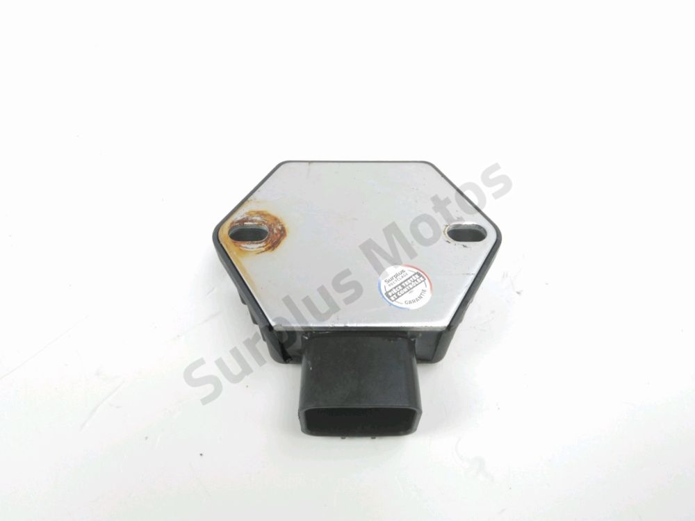 REGULATEUR DE TENSION