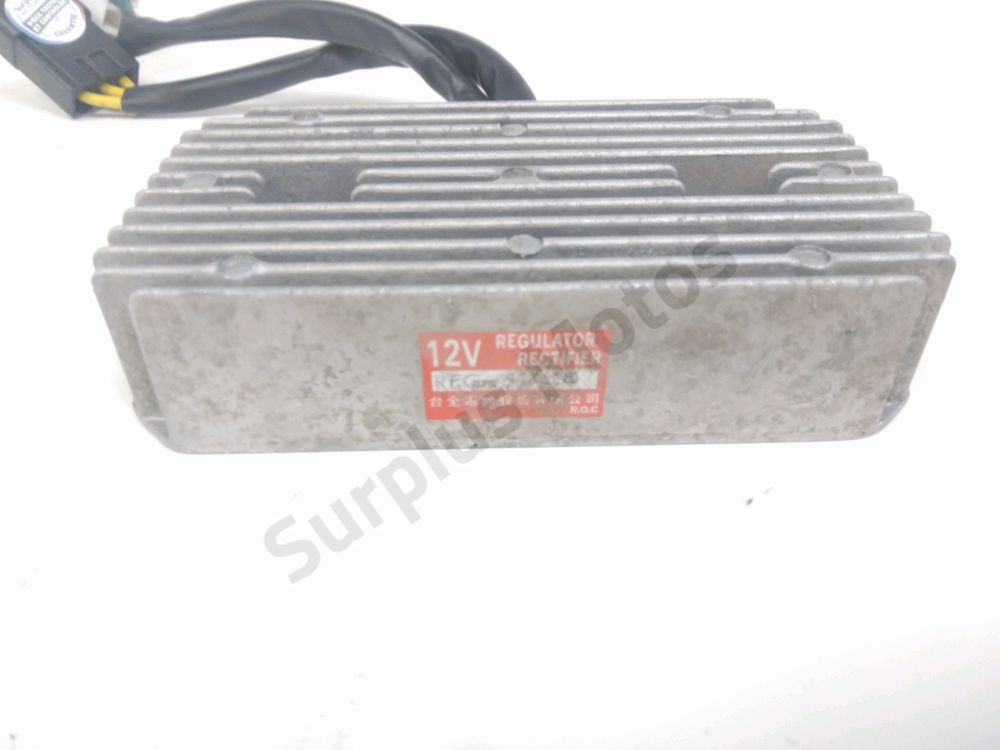 REGULATEUR DE TENSION