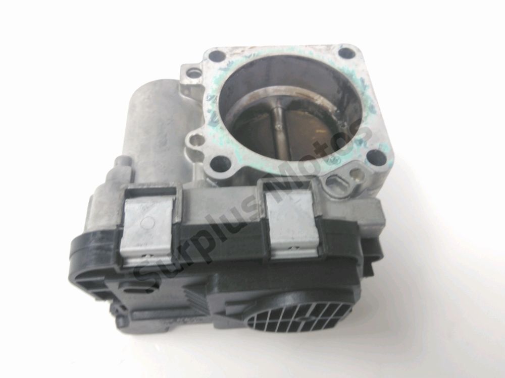 CORPS D'INJECTION GAUCHE