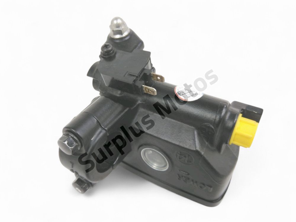 MAITRE CYLINDRE FREIN AV COMPLET