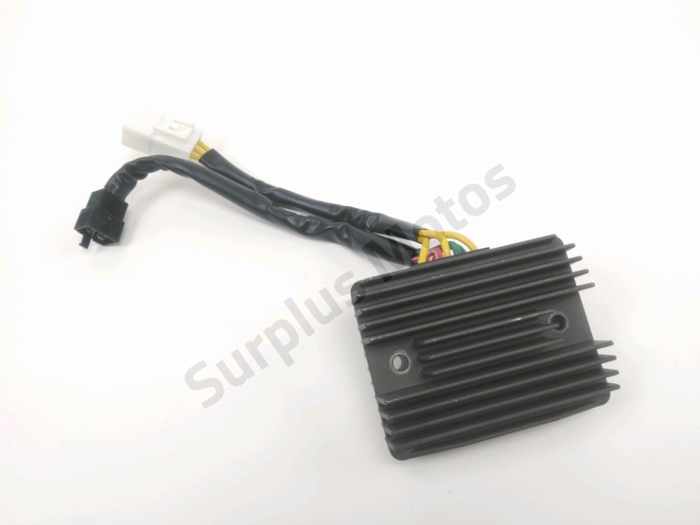 REGULATEUR DE TENSION