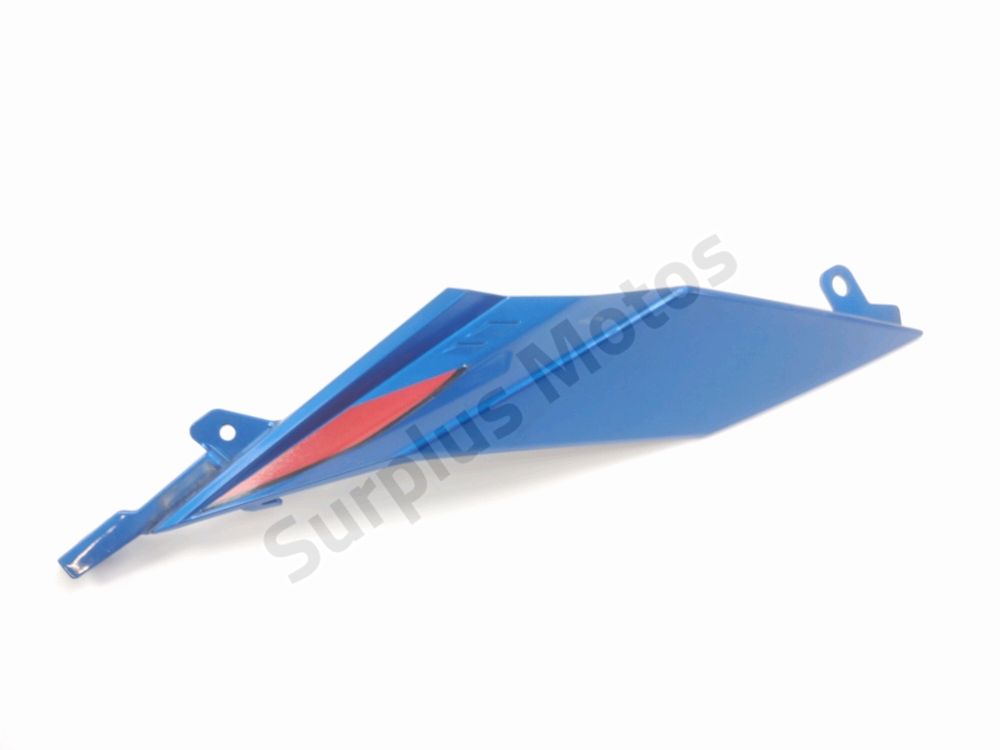 Carenage arriere droit