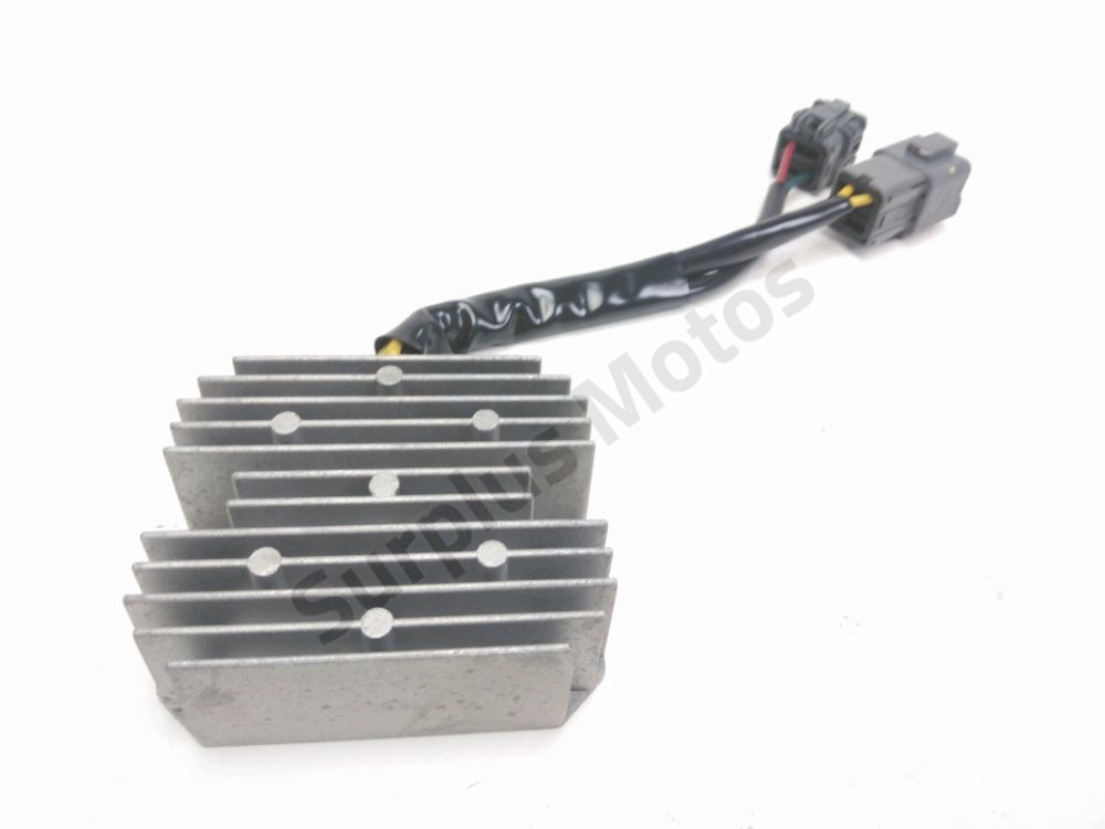 REGULATEUR DE TENSION