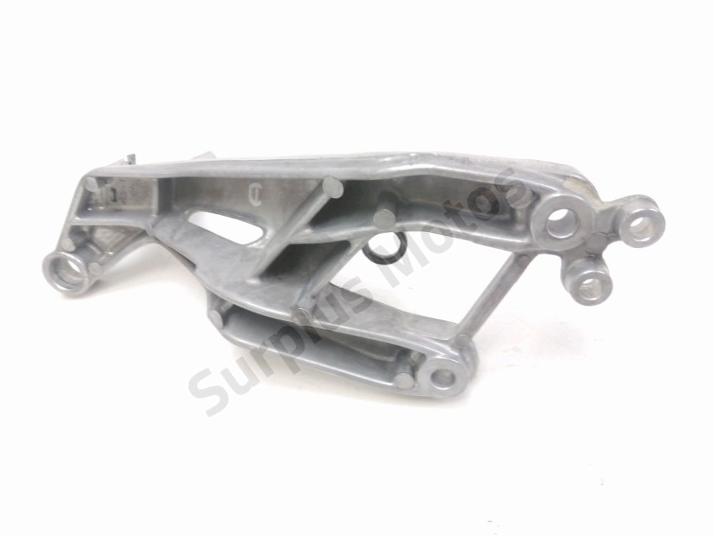 PLATINE ARRIERE DROITE COMPLETE