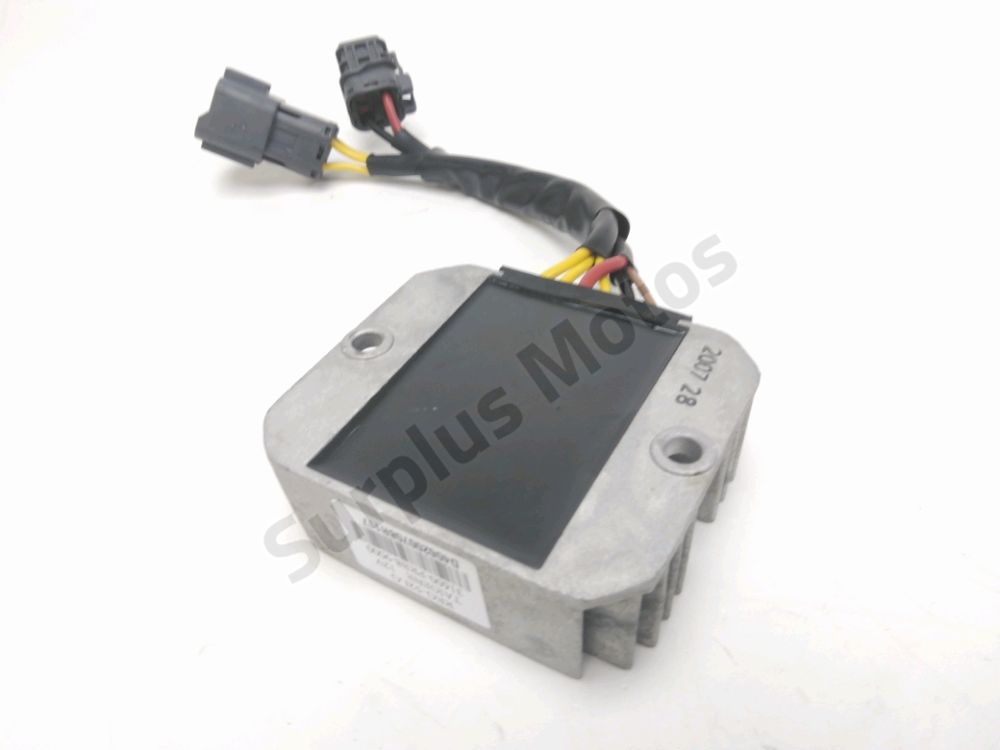 REGULATEUR DE TENSION