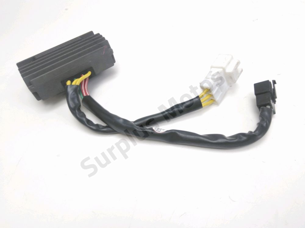 REGULATEUR DE TENSION