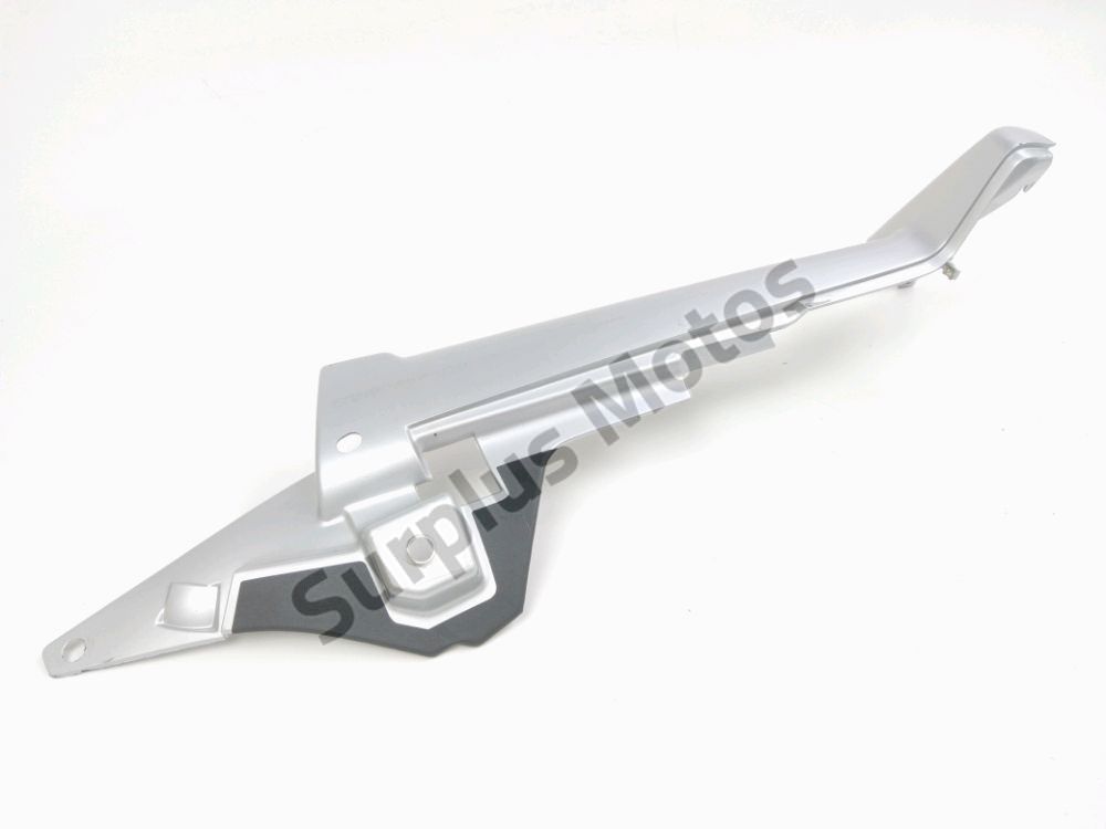 CARENAGE ARRIERE DROIT