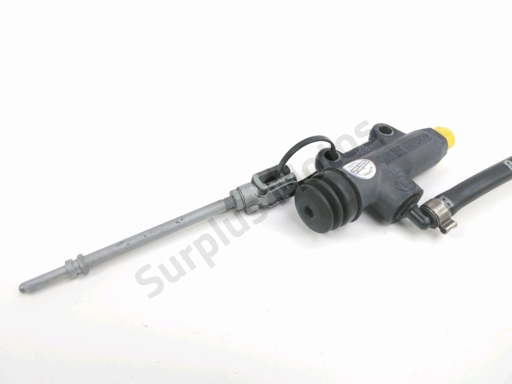 MAITRE CYLINDRE FREIN AR COMPLET