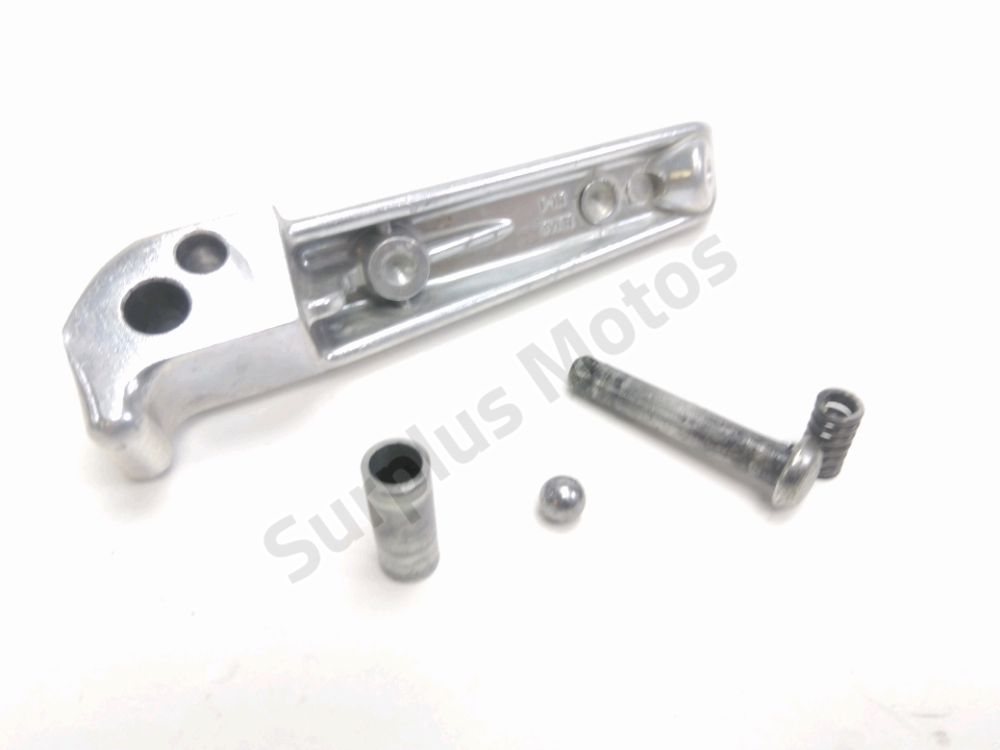 REPOSE PIEDS ARRIERE DROIT