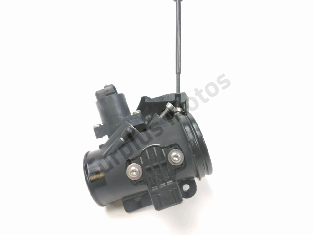 Corps d'injection gauche