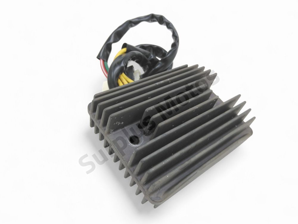 REGULATEUR DE TENSION