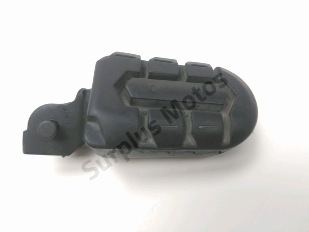 Repose pieds avant gauche