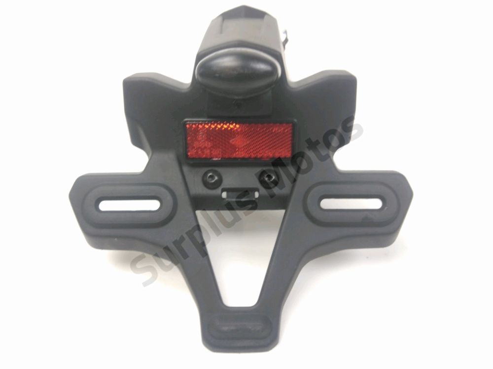 Support de plaque et eclairage