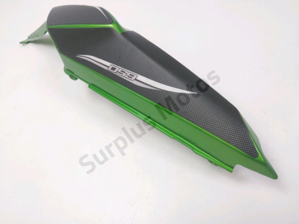 CARENAGE ARRIERE DROIT