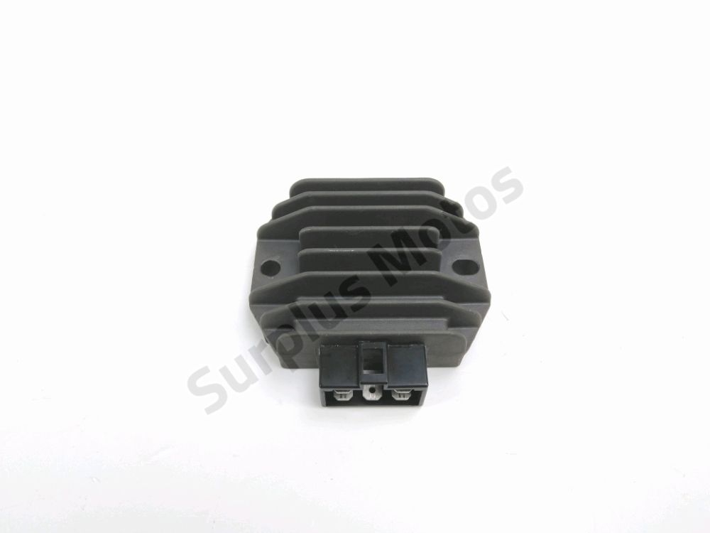 REGULATEUR DE TENSION
