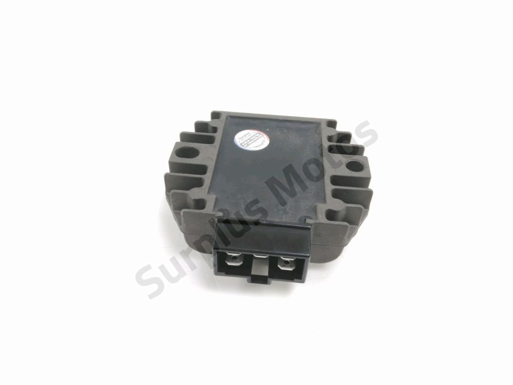 REGULATEUR DE TENSION