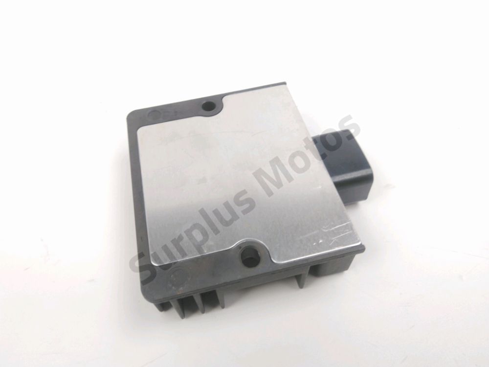REGULATEUR DE TENSION