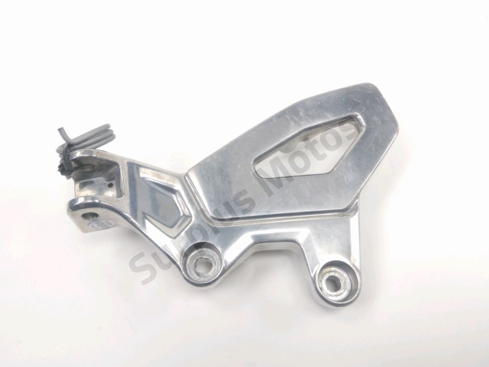 Platine avant gauche