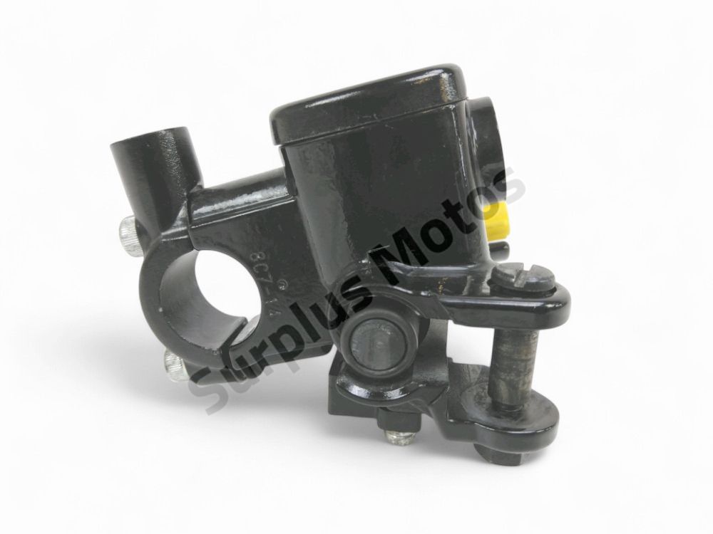 MAITRE CYLINDRE FREIN AV COMPLET