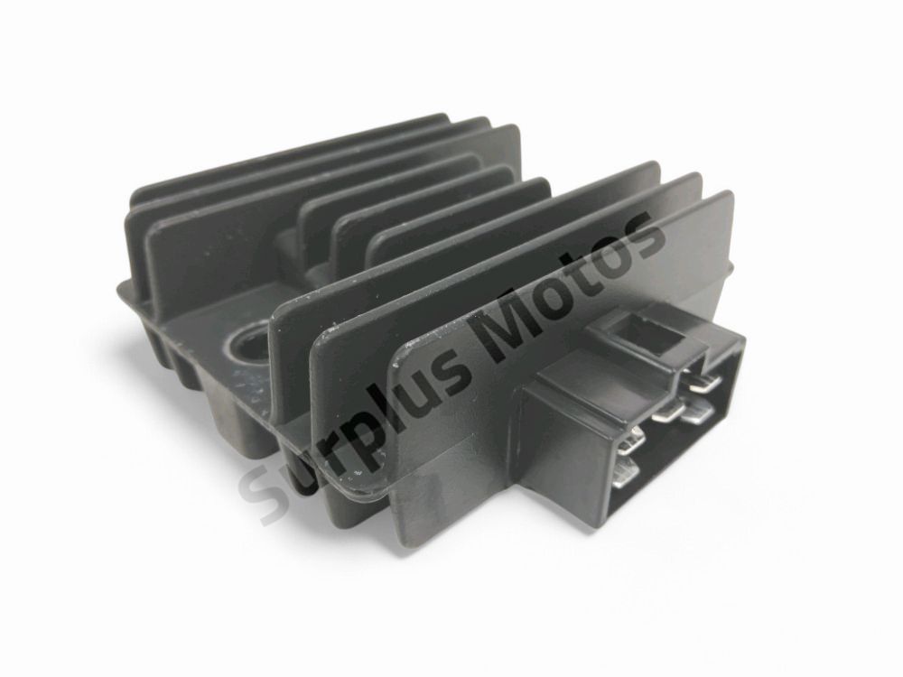 Regulateur de tension