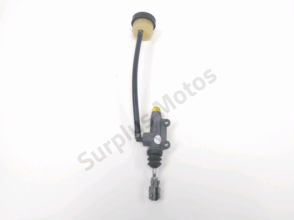 Maitre cylindre frein ar complet