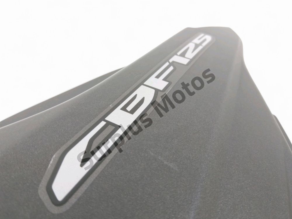 CACHE LATERAL GAUCHE