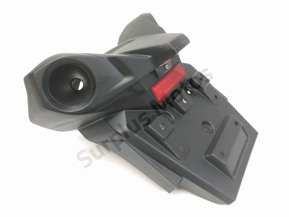 SUPPORT DE PLAQUE ET ECLAIRAGE