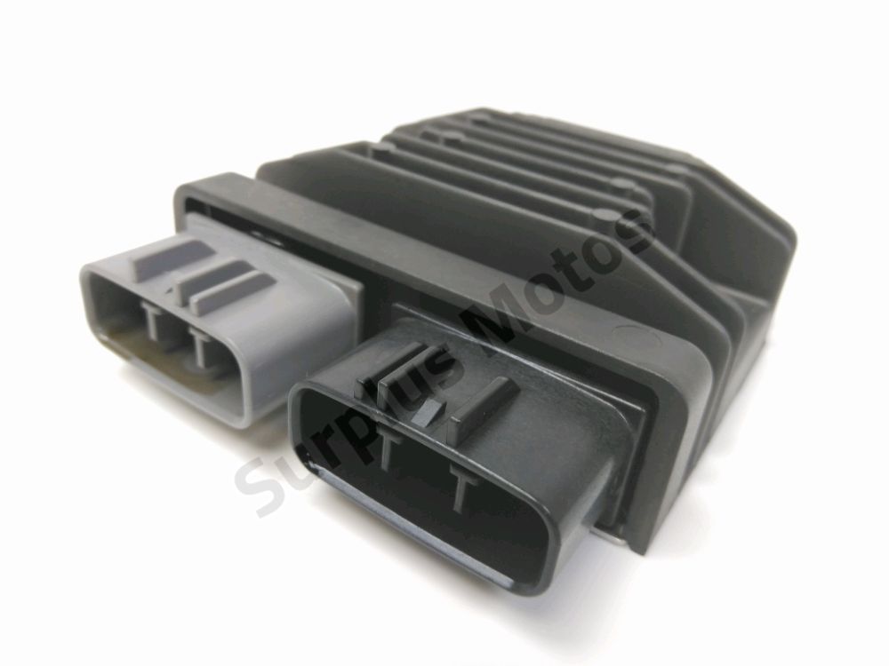 REGULATEUR DE TENSION