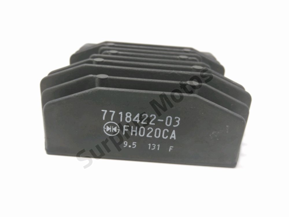 REGULATEUR DE TENSION