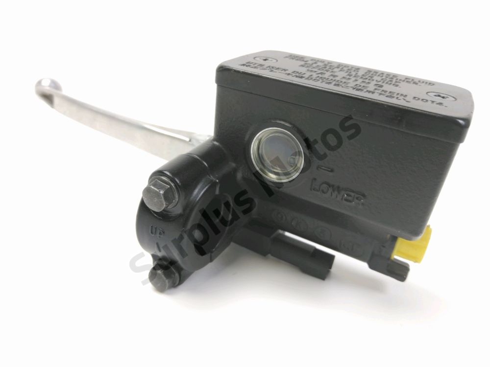 MAITRE CYLINDRE FREIN AR COMPLET