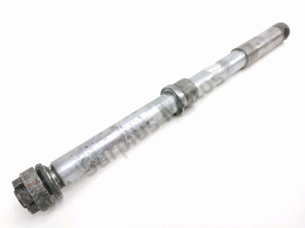 Axe de roue avant