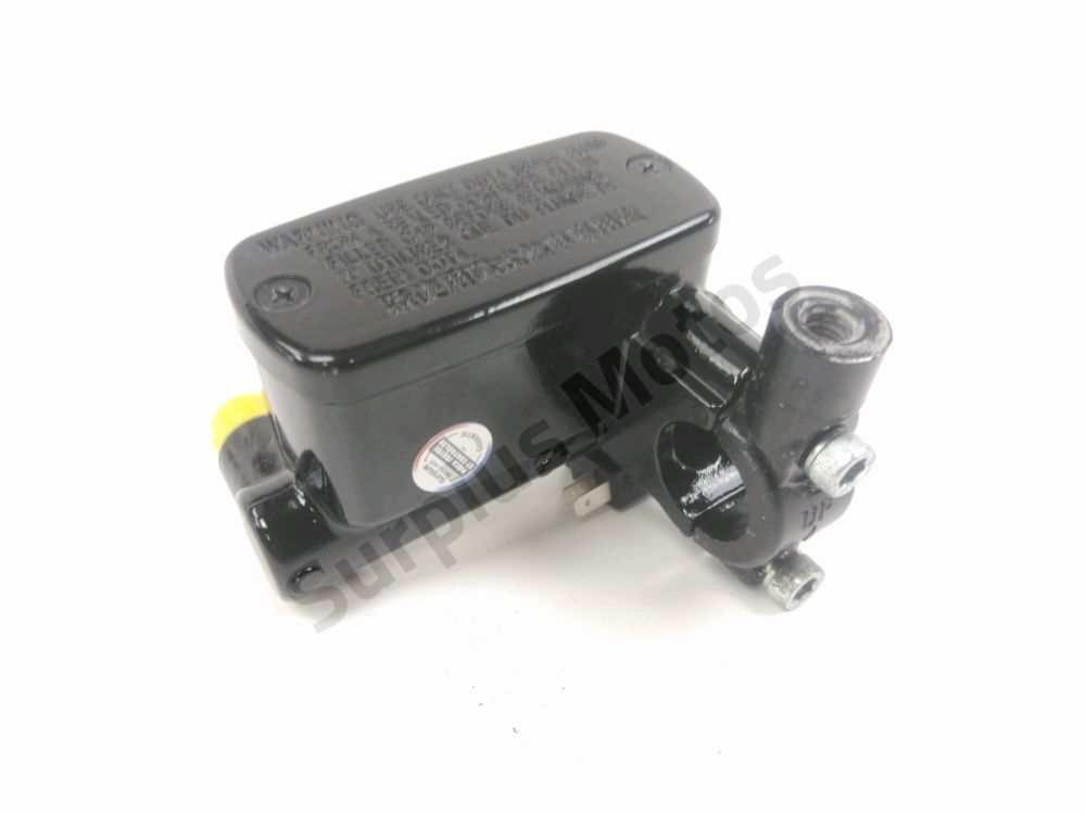 MAITRE CYLINDRE FREIN AV COMPLET