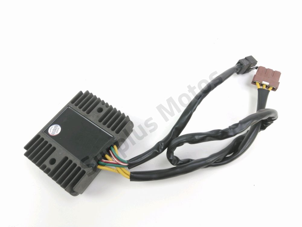 REGULATEUR DE TENSION