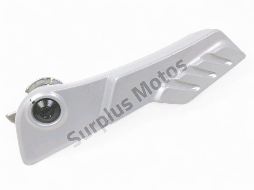 Repose pieds arriere gauche