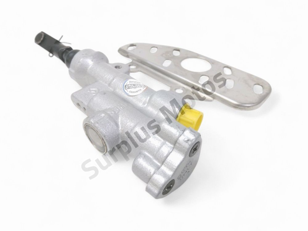 MAITRE CYLINDRE FREIN AR COMPLET