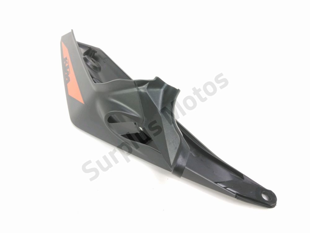 CARENAGE ARRIERE DROIT