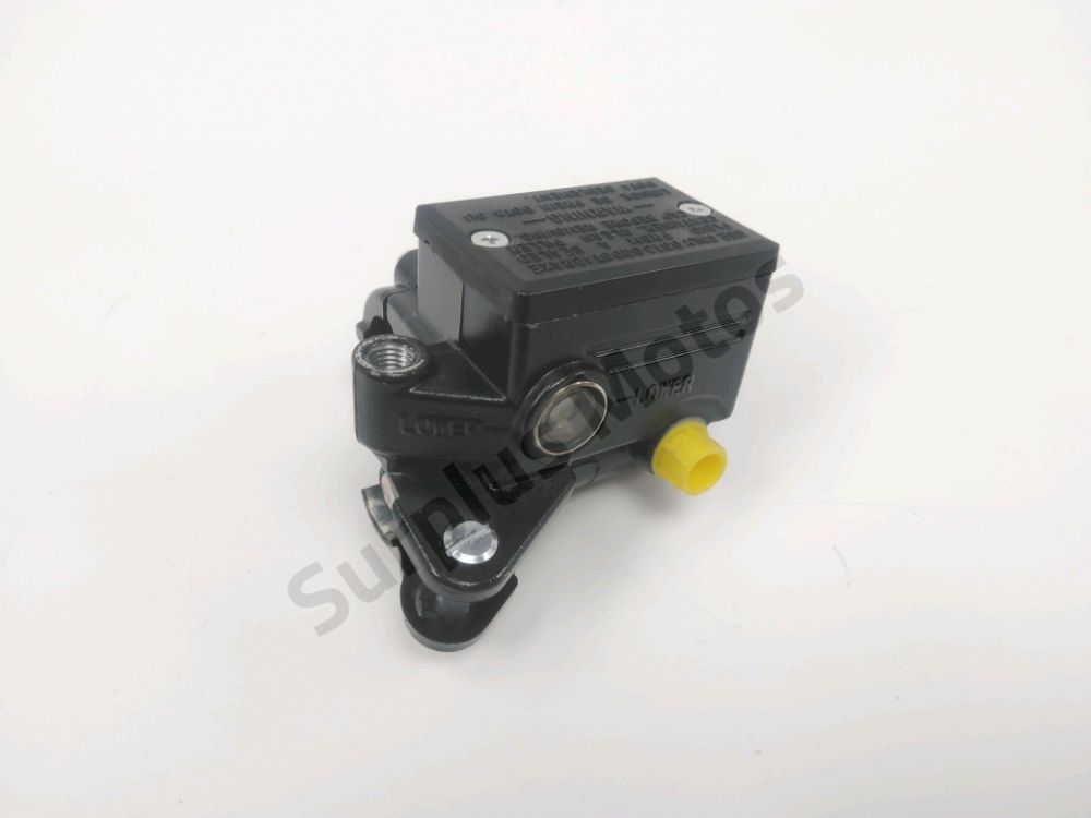 MAITRE CYLINDRE FREIN AV COMPLET