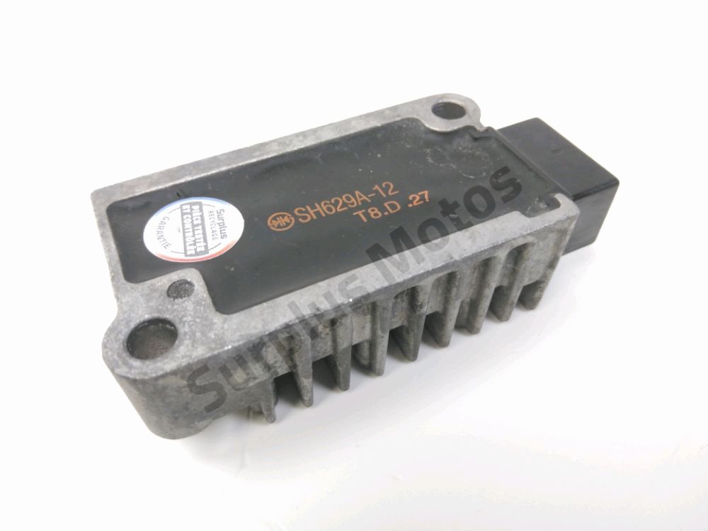 REGULATEUR DE TENSION